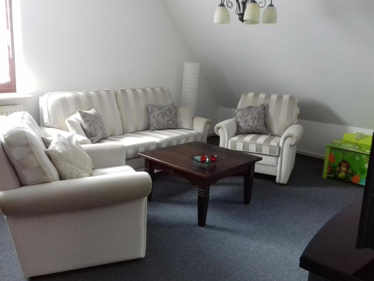 Ferienwohnung, Monteurwohnung Bis 6 Personen Rottorf 外观 照片