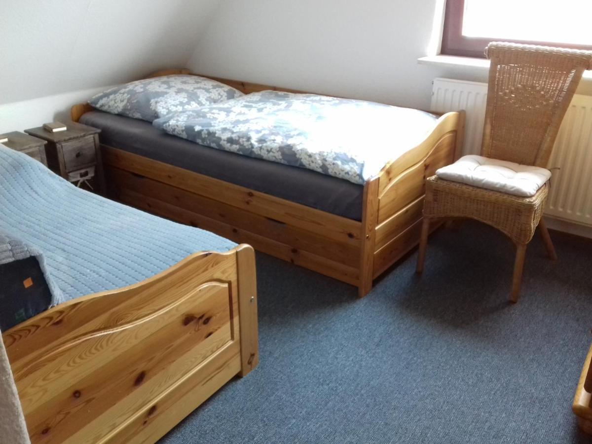 Ferienwohnung, Monteurwohnung Bis 6 Personen Rottorf 外观 照片